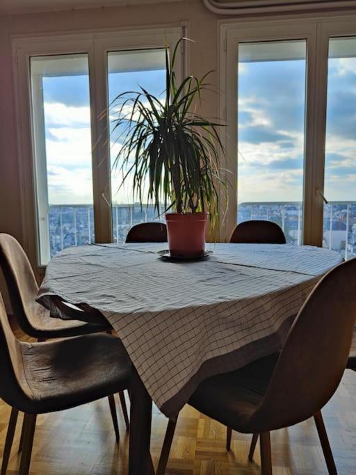 Superbe Appartement Lumineux Avec Vue Imprenable Тур Екстер'єр фото