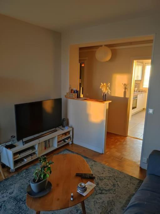 Superbe Appartement Lumineux Avec Vue Imprenable Тур Екстер'єр фото